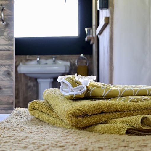 glamping holiday bathroom